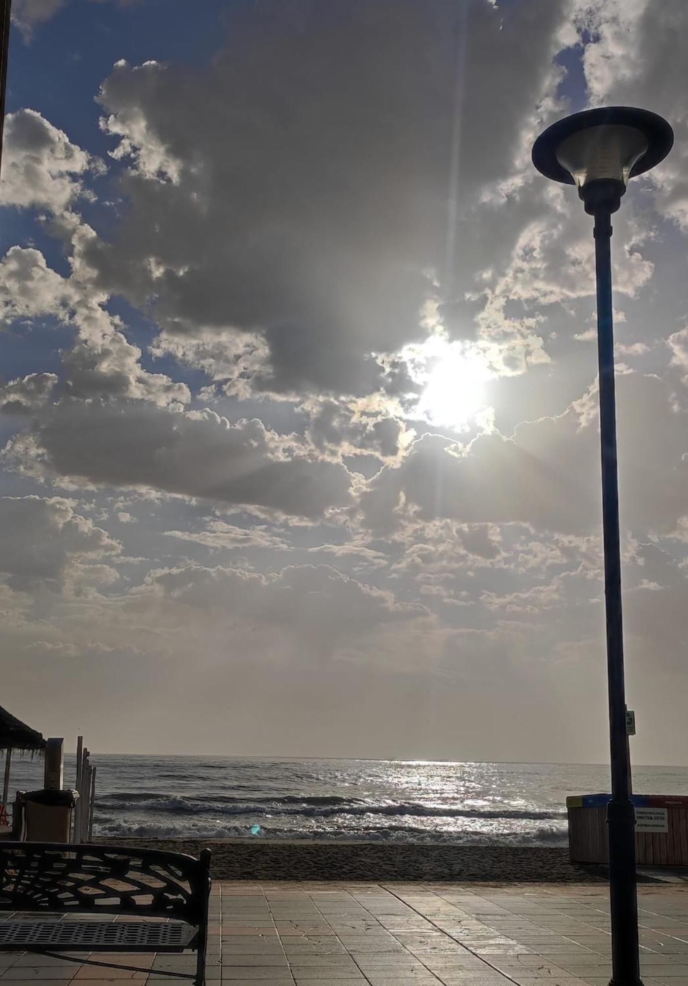 Sol Arena Y Mar *